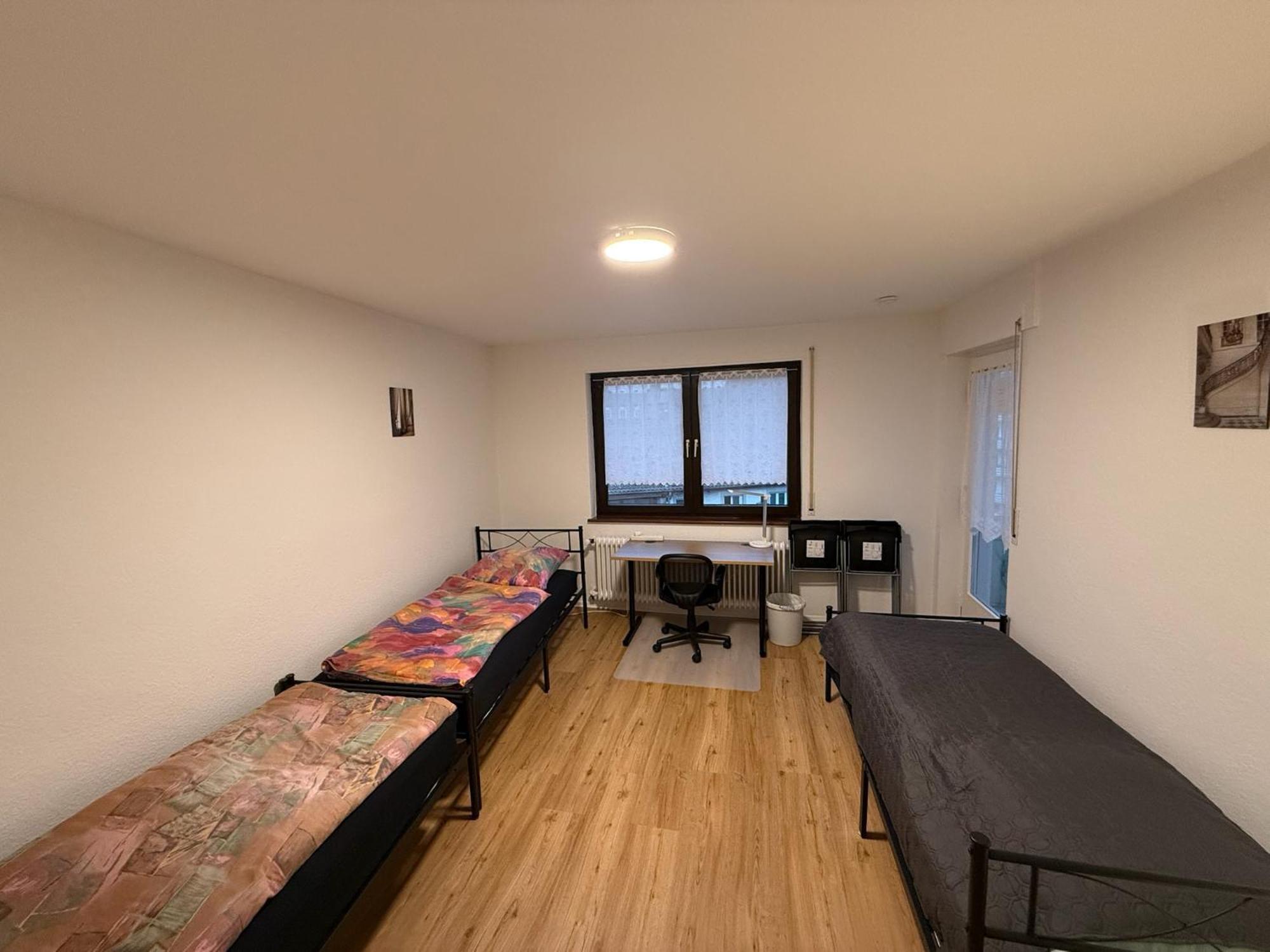 Big, Cosy And Central Apartment كارلسروه المظهر الخارجي الصورة